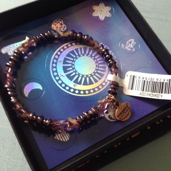 Alex And Ani Glimmer Wrap Metallic Burgundy NWT - Picture 4 of 6